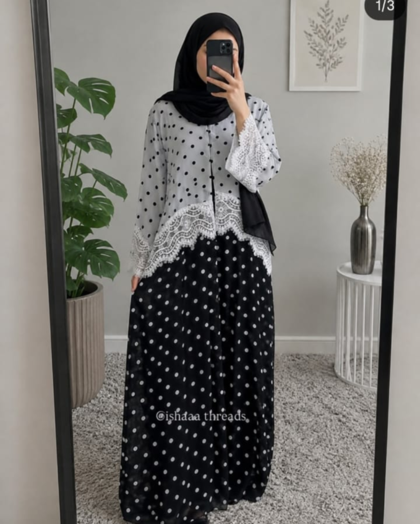 Polka dots with lace Abaya